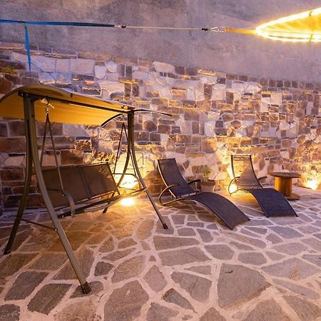 'Piccolo Paradiso' Angera Esterno foto